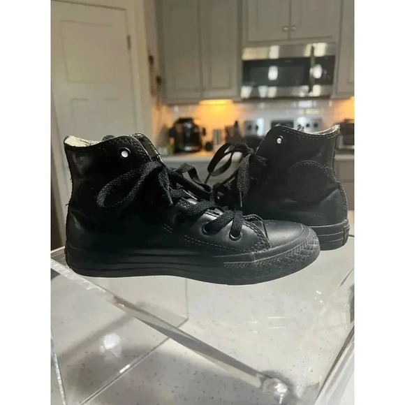 CONVERSE ALL STARS  faux leather hightop chuck taylor kids size 13 - Picture 3 of 9